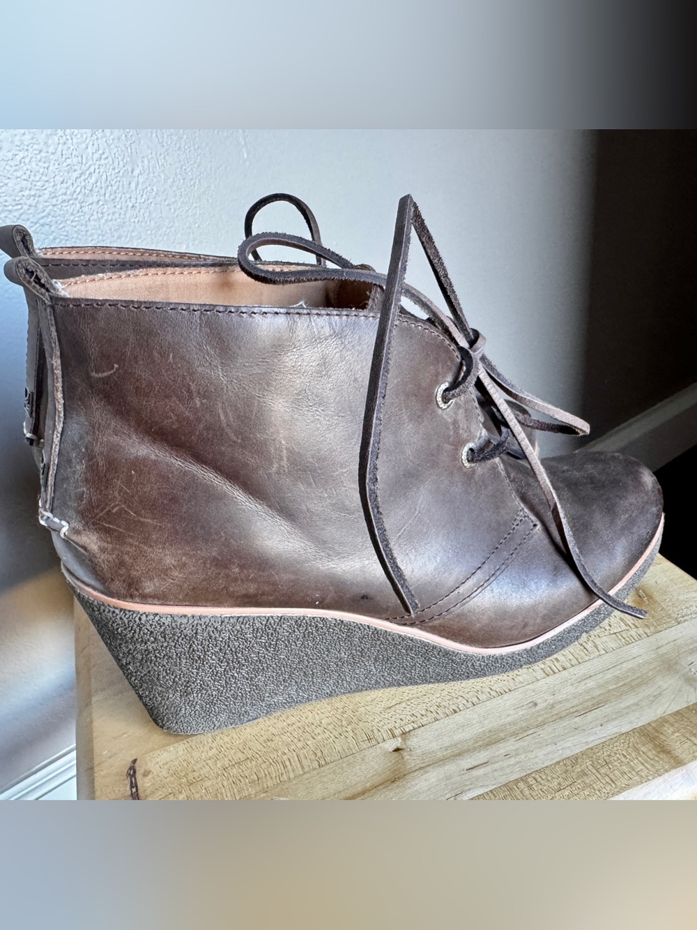 Sperry Women’s Harlow Burnished Brown Leather Wedge Heel Ankle Bootie Size 11